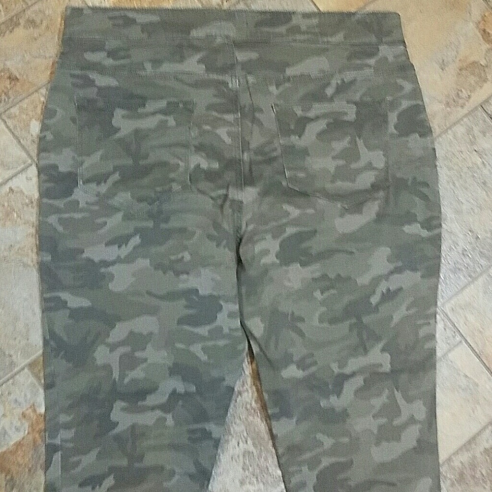 Maurices pants